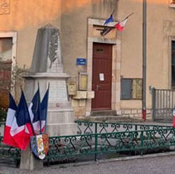 monument-aux-morts-Soissons-sur-Nacey